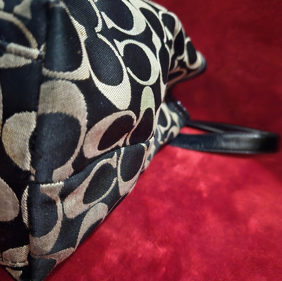 Coach Penelope Signature Shoulder Bag - Picture 8 of 16